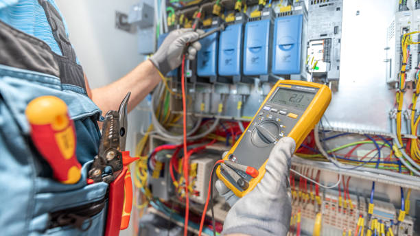 Best Affordable Emergency Electrician  in Lacoste, TX